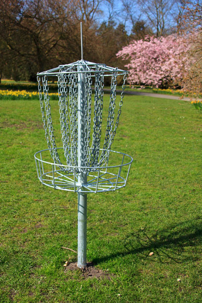 this-is-a-typical-frisbee-golf-basket-frisbee-golf-frisbee-golf