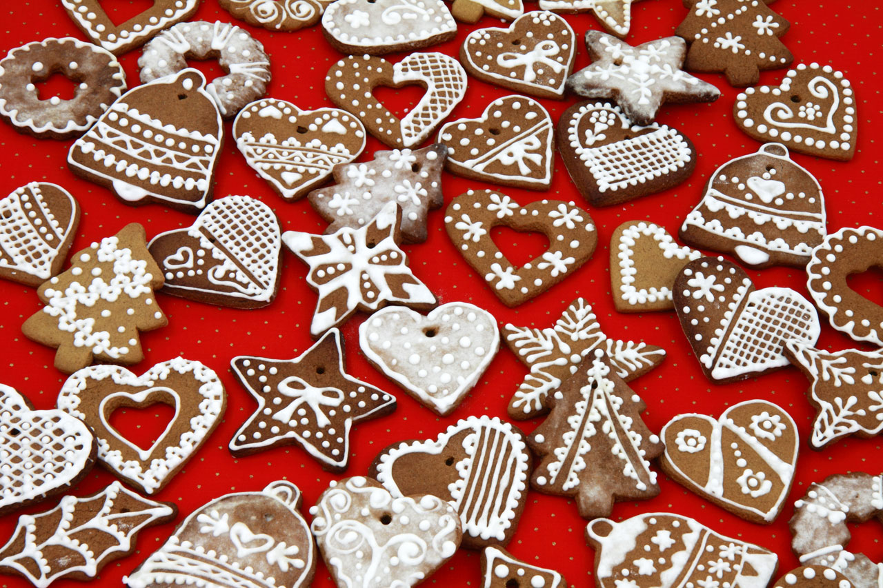 gingerbread-cutout-cookies
