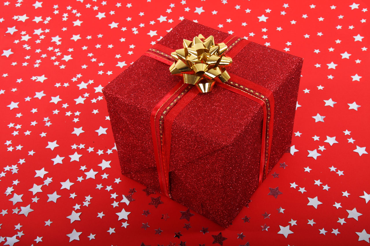 Christmas Gift Free Stock Photo - Public Domain Pictures