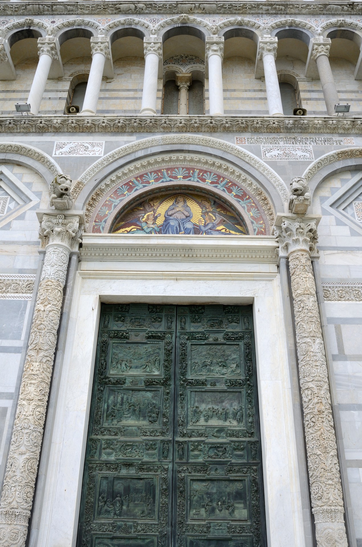 Pisa Cathedral, Detail