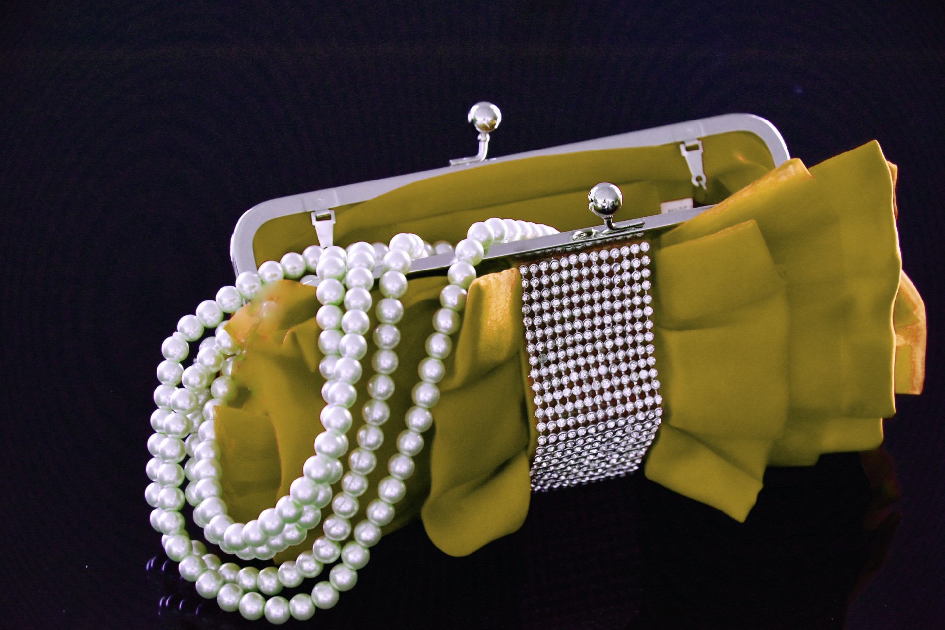 Gold Purse And White Pearls Free Stock Photo - Public Domain Pictures