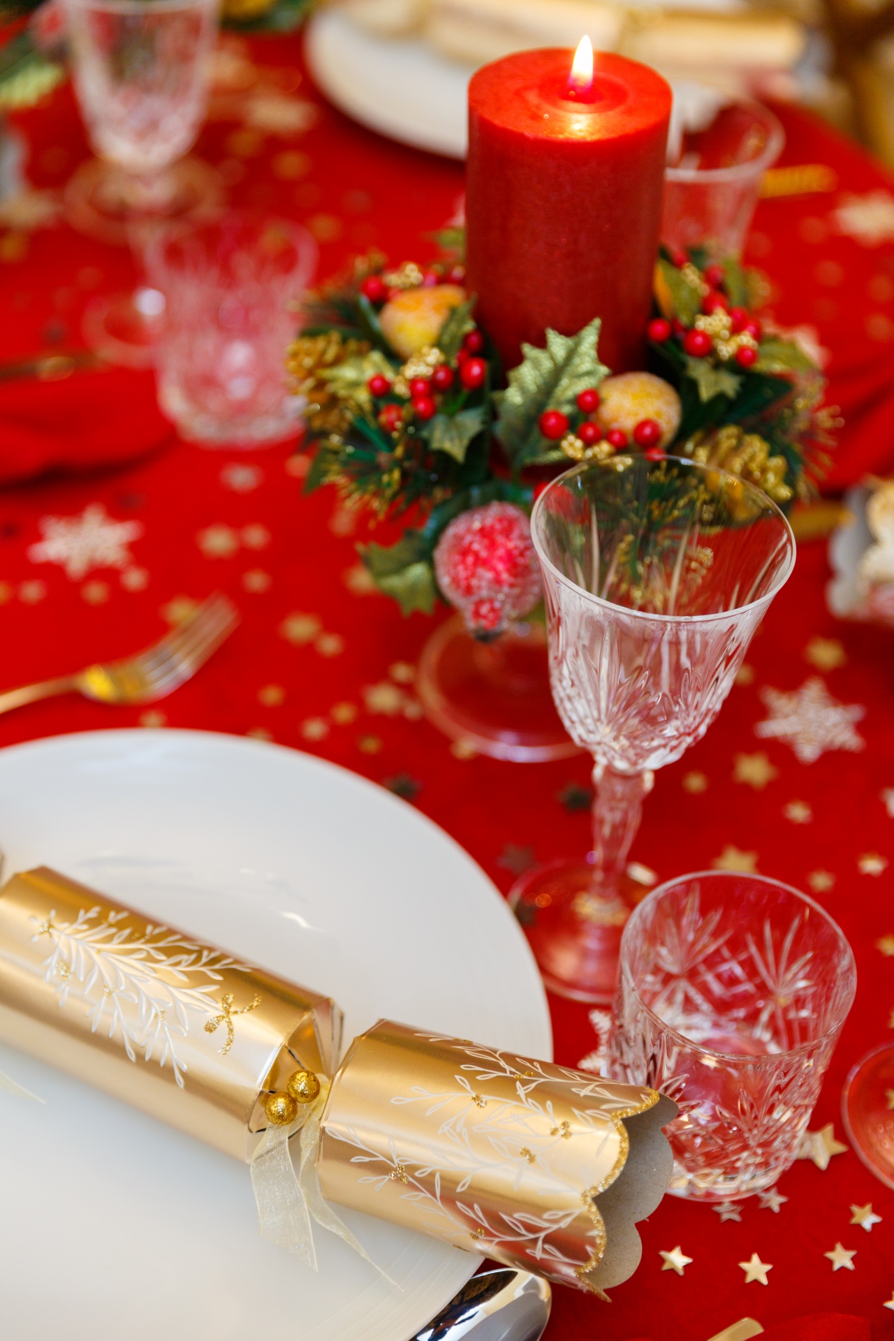 christmas-dinner-table-free-stock-photo-public-domain-pictures