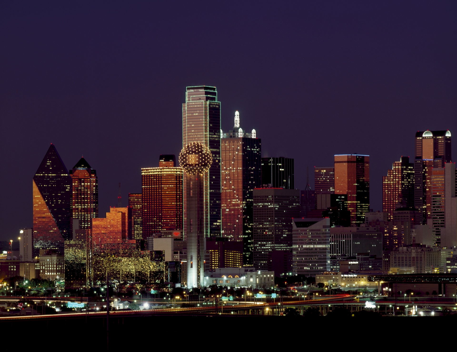 Dallas, Texas Skyline View Free Stock Photo Public Domain Pictures
