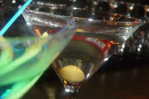 http://www.publicdomainpictures.net/pictures/20000/nahled/martini.jpg