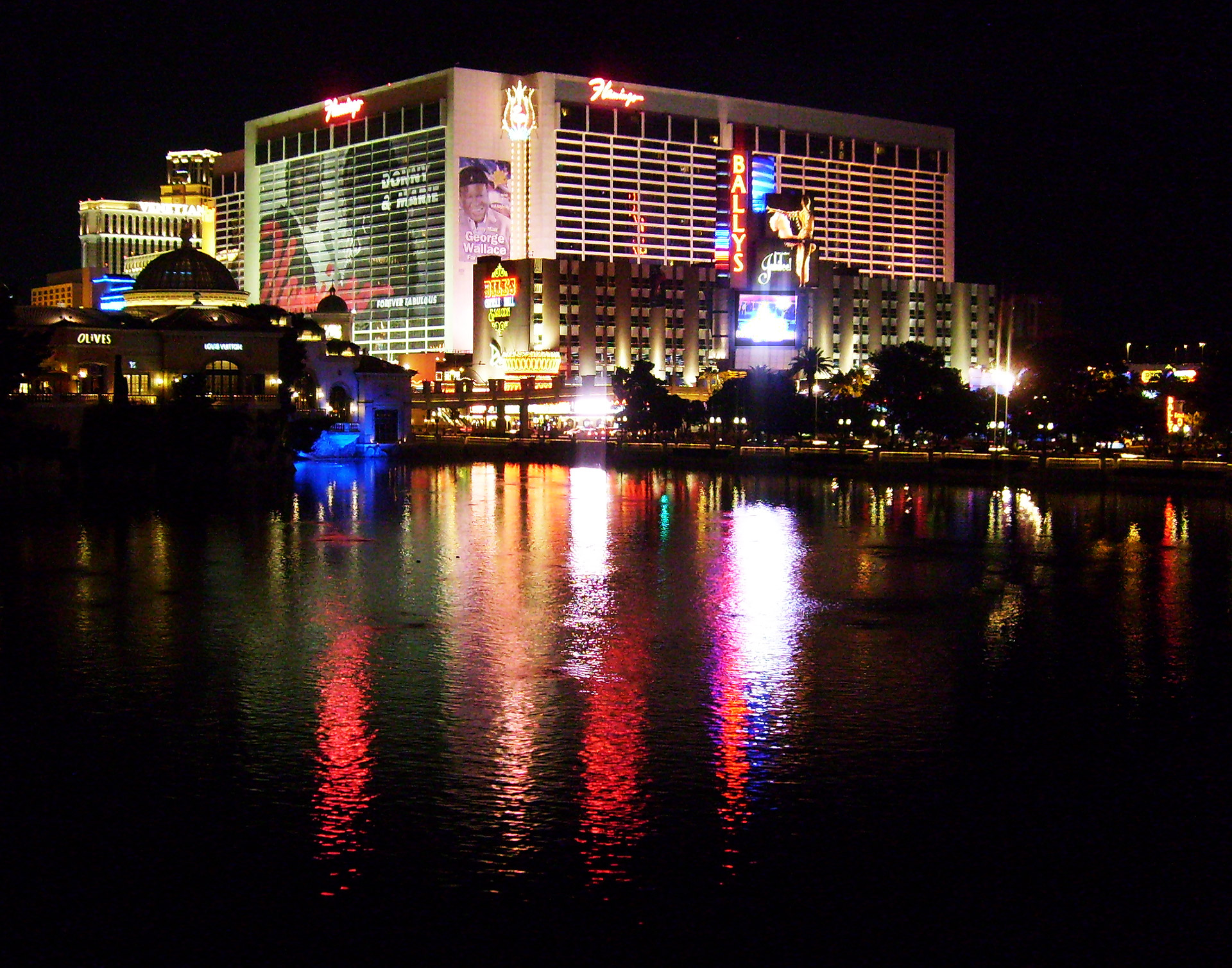Flamingo Vegas Casino