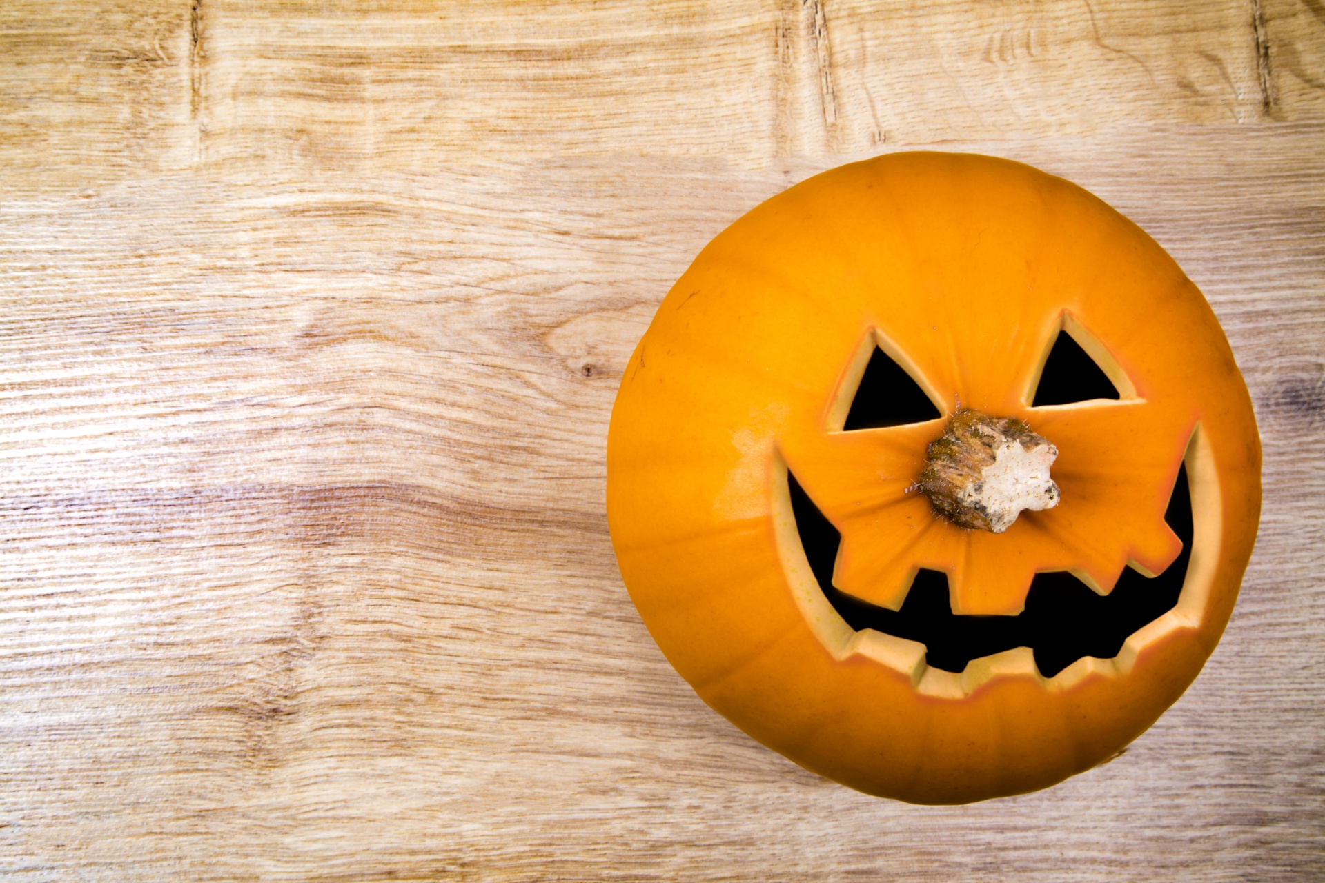 pumpkin-with-halloween-face-free-stock-photo-public-domain-pictures
