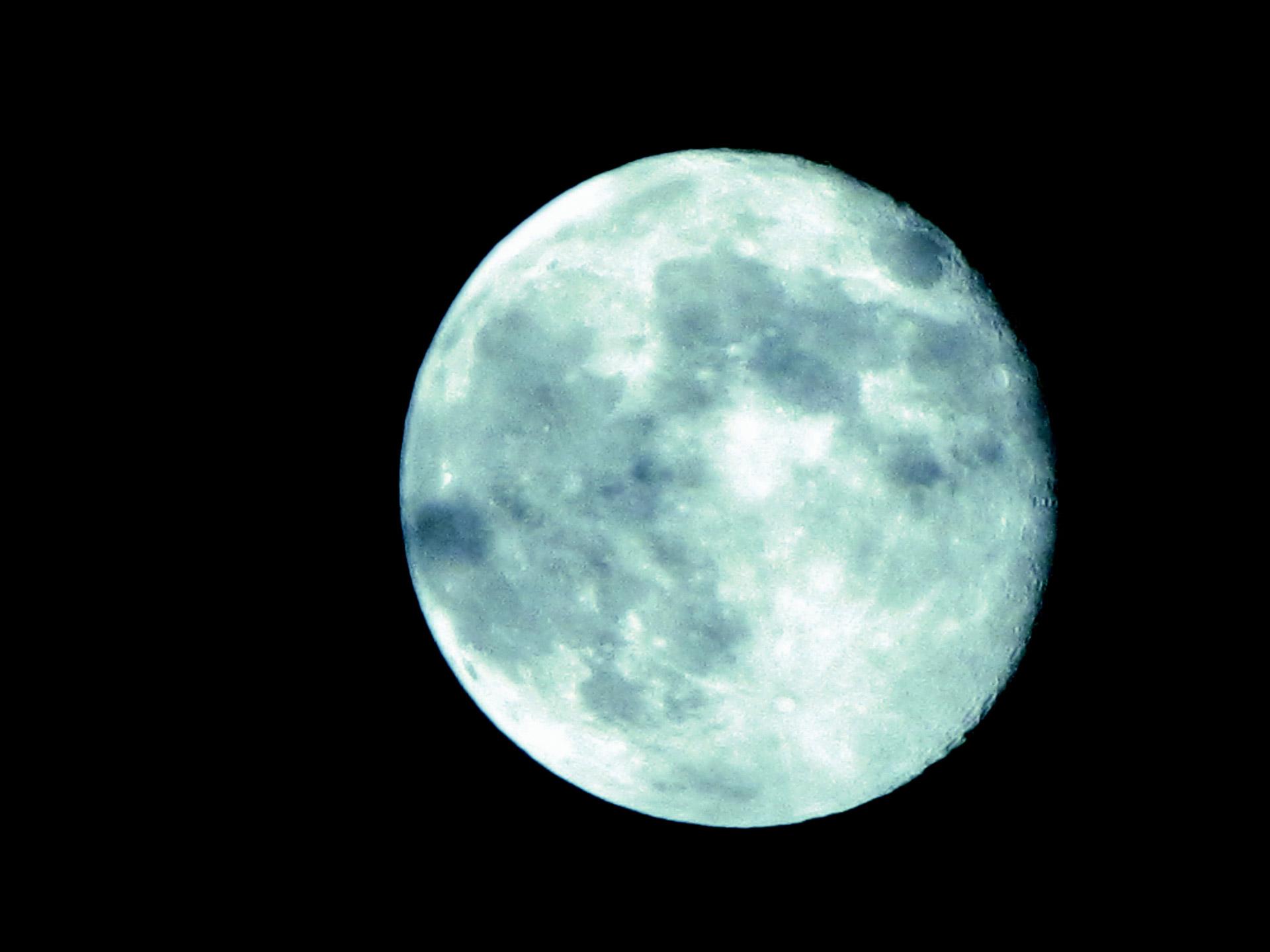 Moon In High Resolution Free Stock Photo - Public Domain Pictures