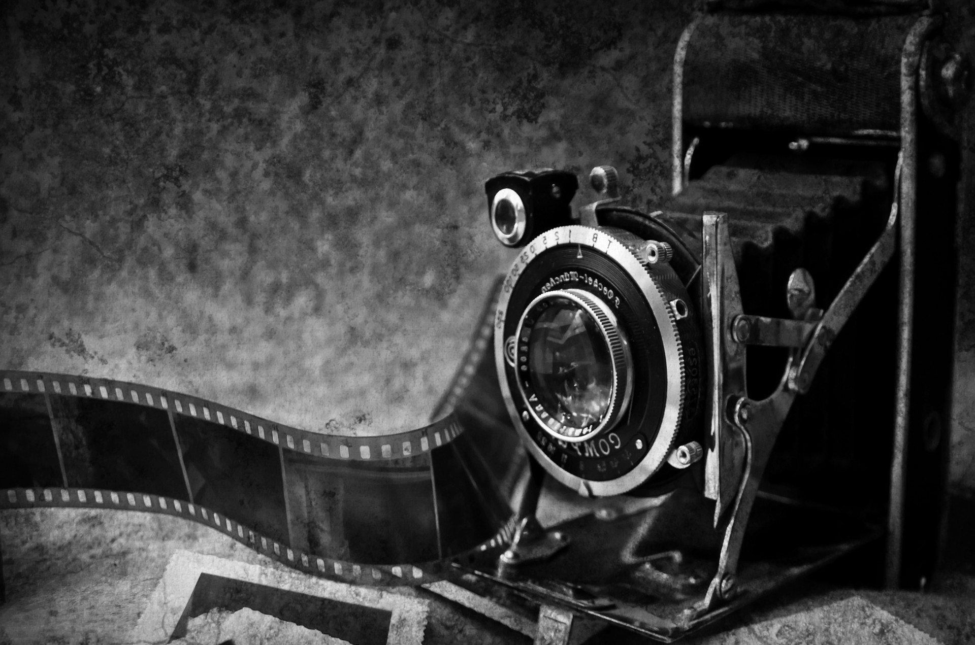 Old Camera Free Stock Photo - Public Domain Pictures