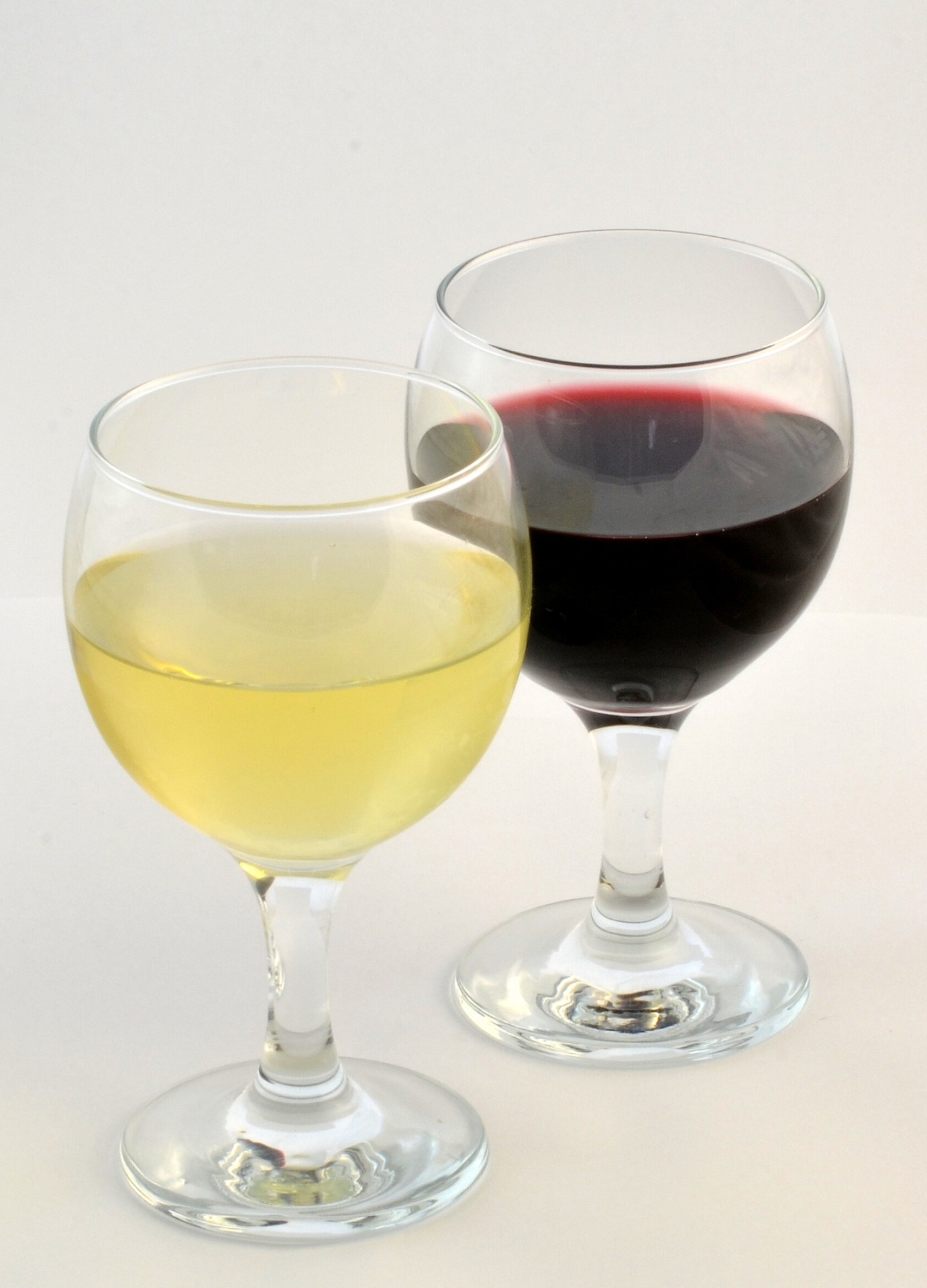 Risultati immagini per bicchiere di vino