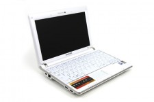 Biały laptop