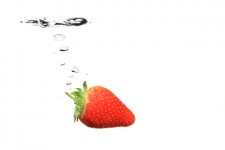 Strawberry i water