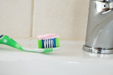Brush med toothpaste