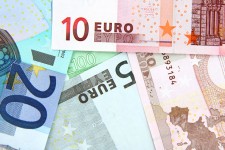 Różne euro