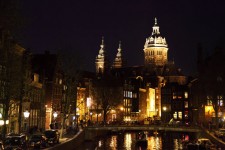Amsterdam pe timp de noapte