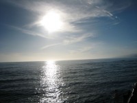 Coucher soleil sur océan Pacifique