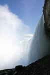Sous les chutes du Niagara