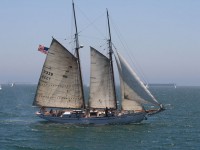 Două-catarge schooner