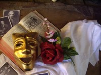 Máscara e Livros