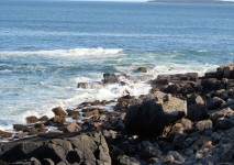 Oceano e rochas