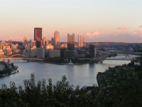 Pittsburgh o zachodzie słońca
