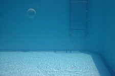 Bazénu pod vodou