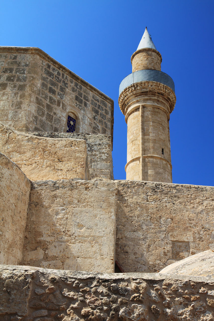 Mecset tower