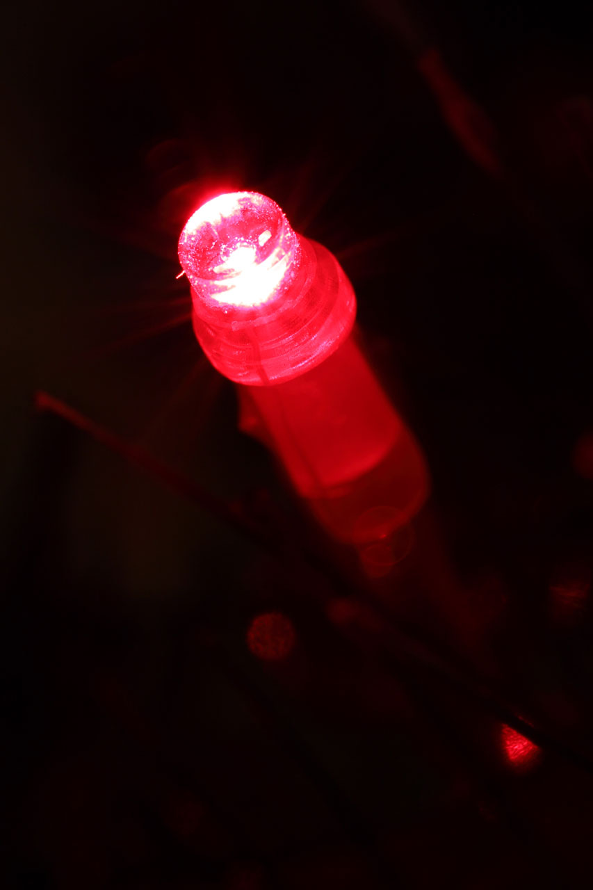 红色发光二极管