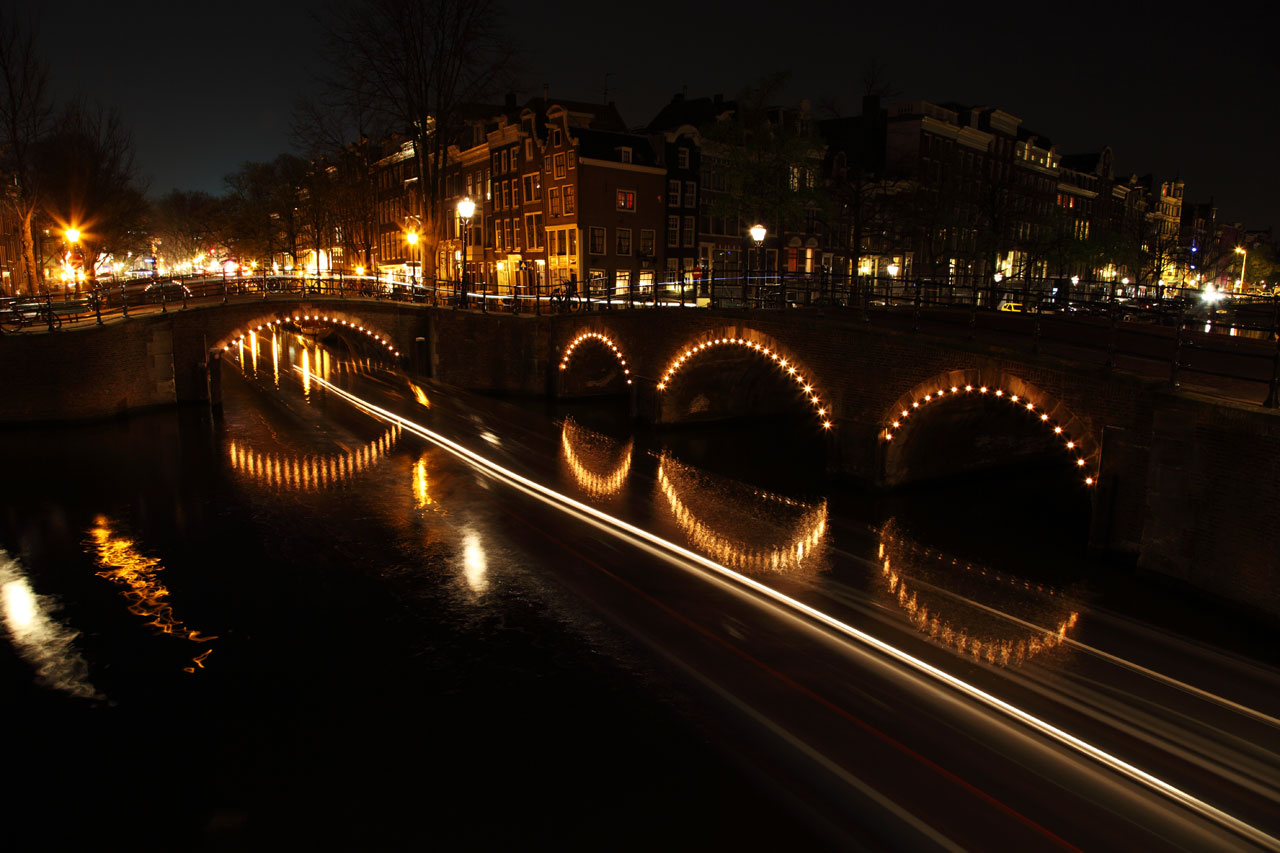 Iluminado puentes