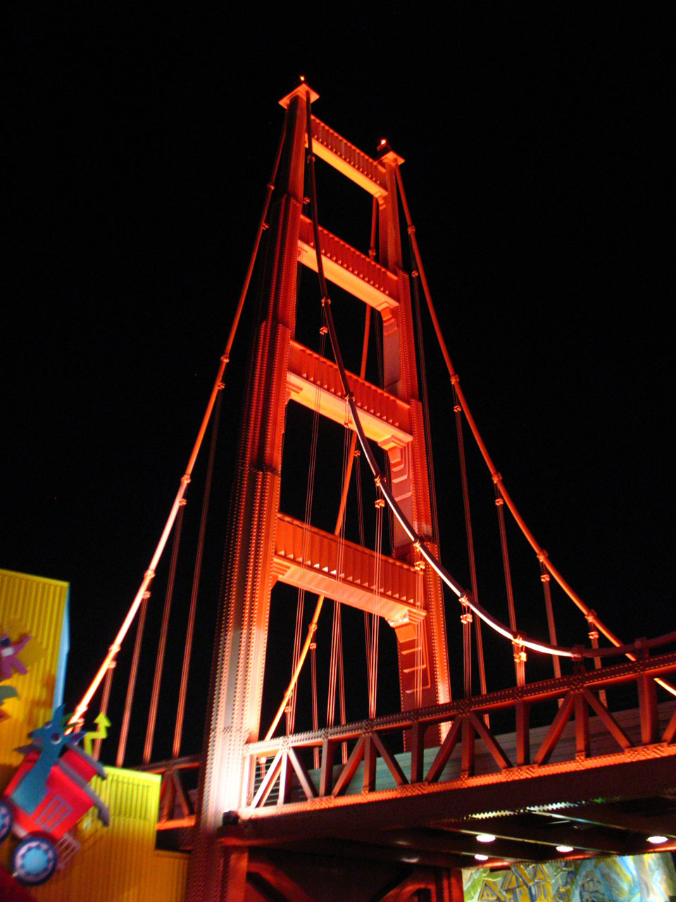 Golden Gate vchod v noci