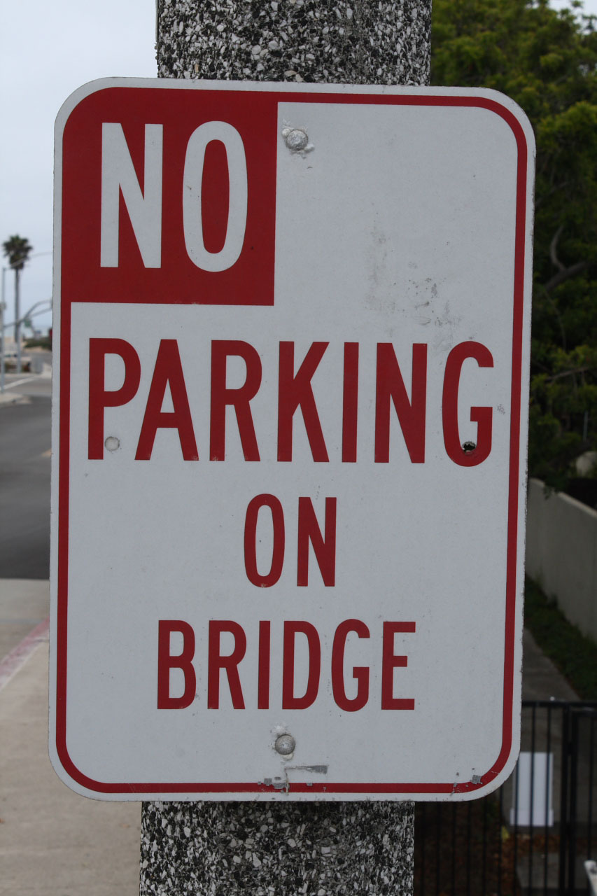 Cadastre-se - No estacionamento em ponte