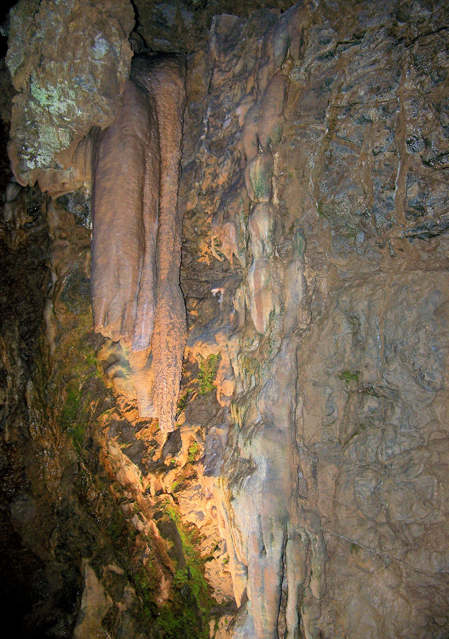 水晶洞穴Wall