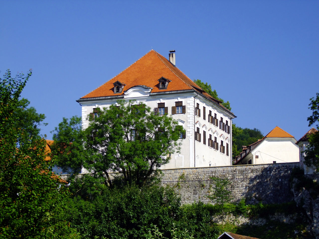 Zaprice Castle