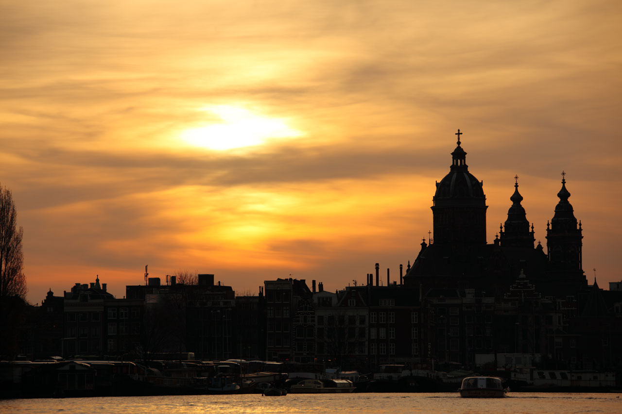 Západ slunce v Amsterdamu