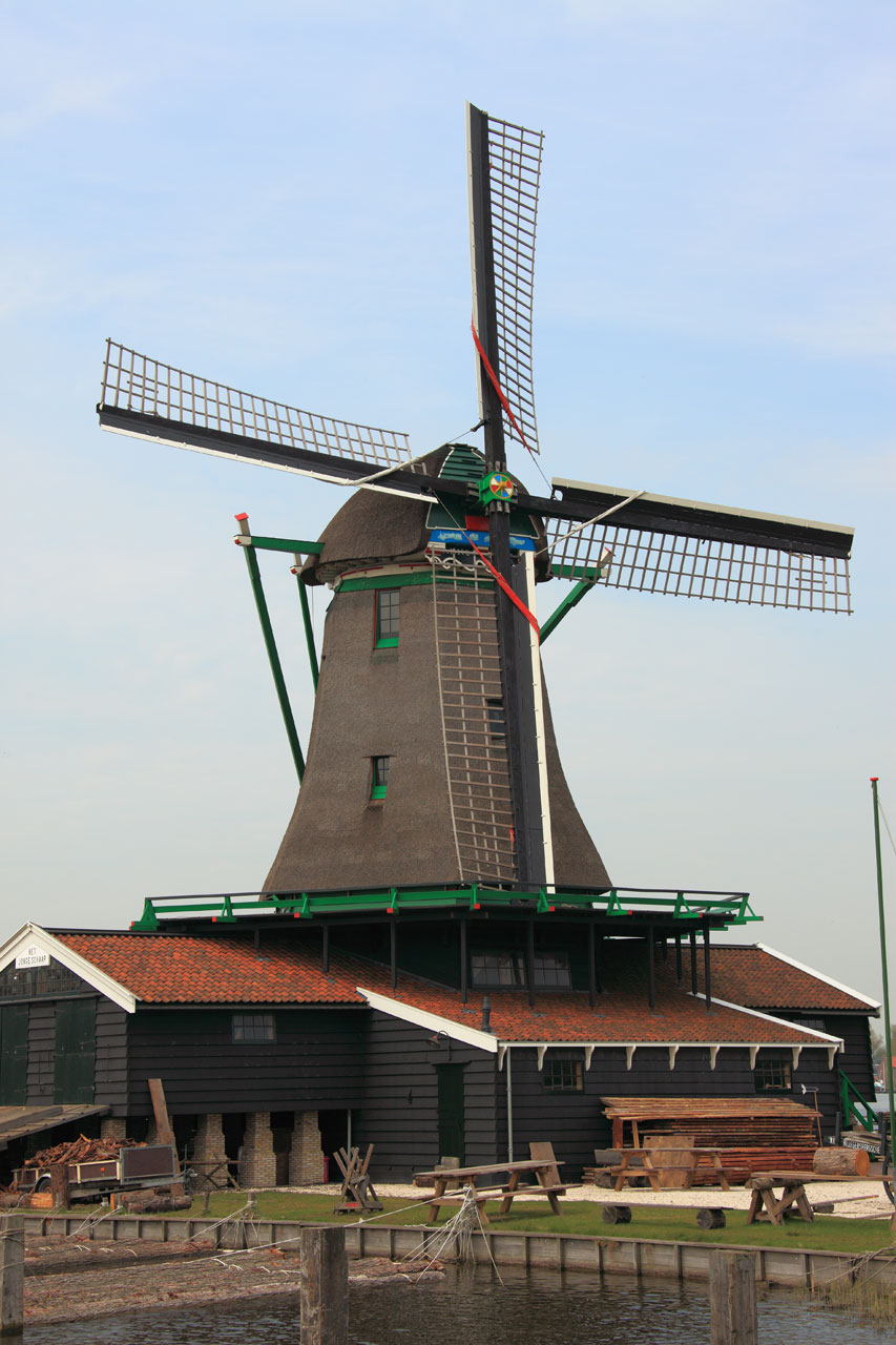 Tradiční větrný mlýn