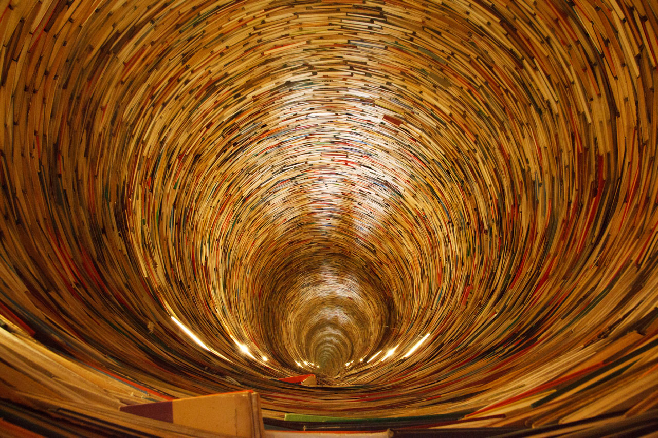 图书隧道