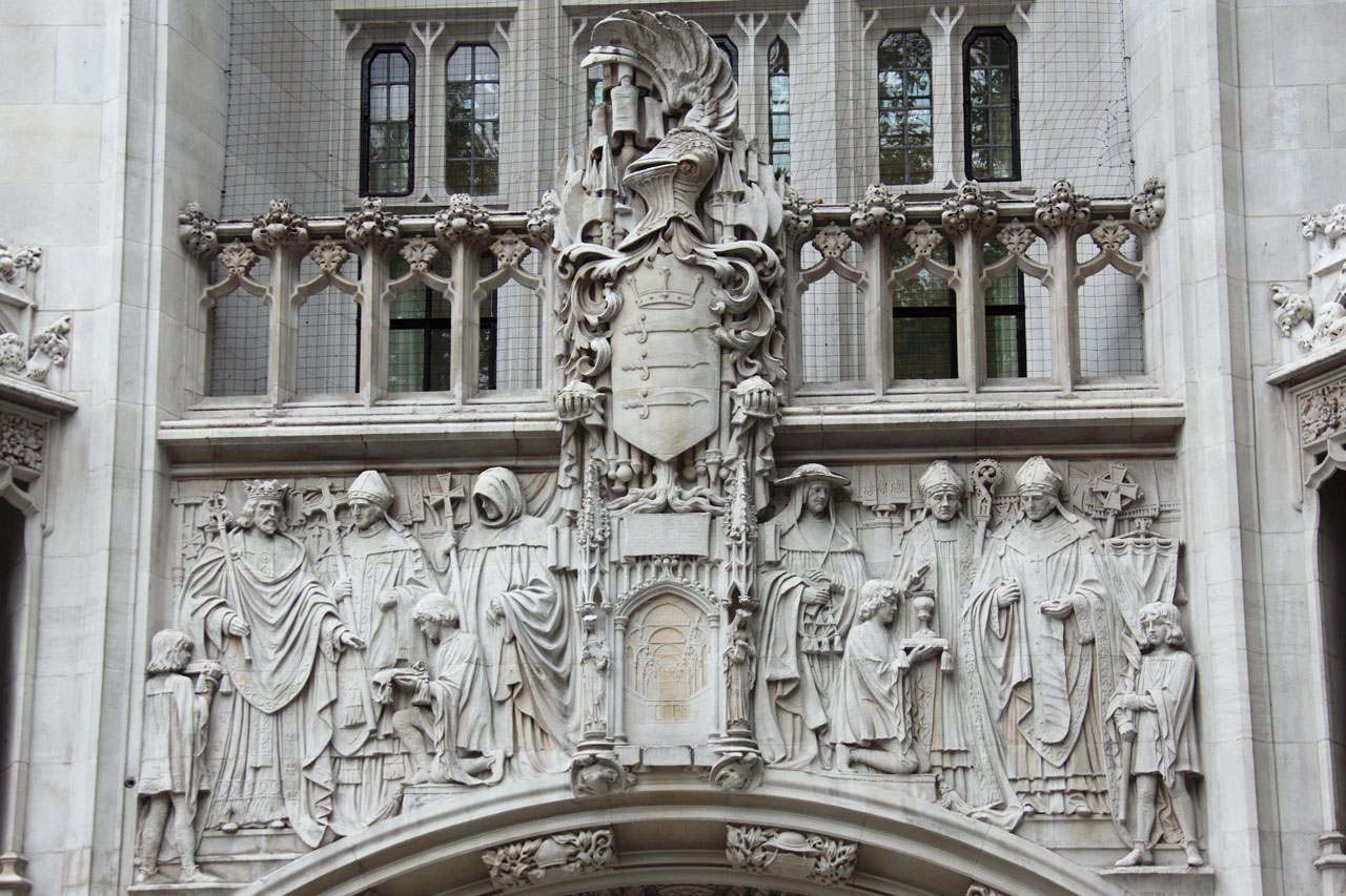 As estátuas na Abadia de Westminster