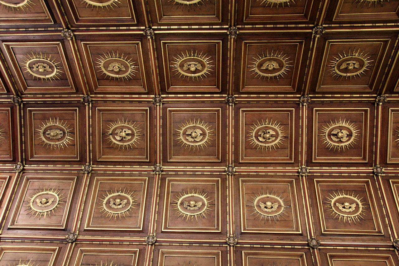 木制教堂天花板