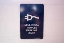 Electric Vehicle parking přihlásit