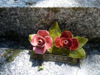Flores de la lápida mortuaria