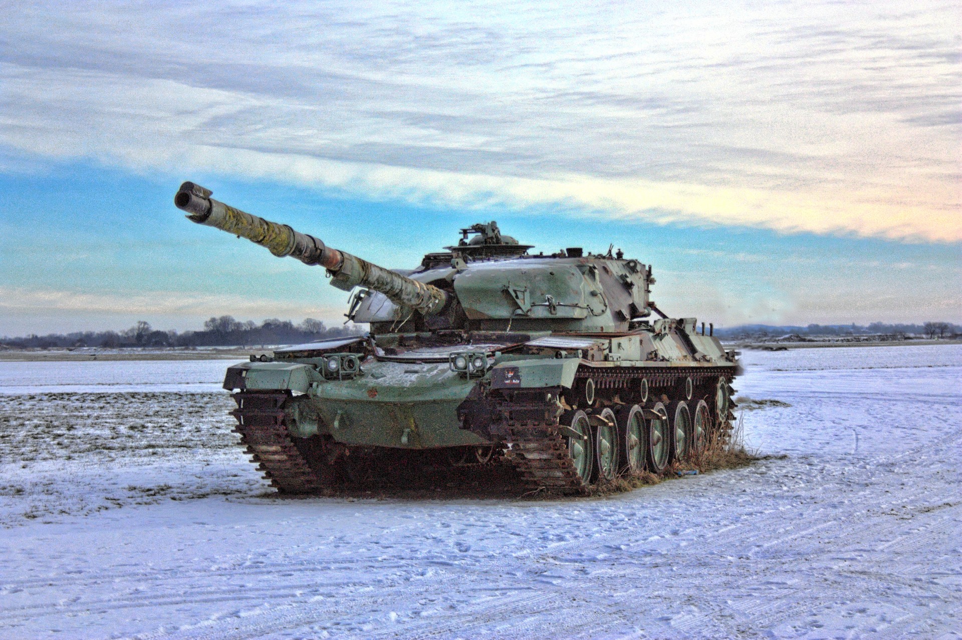 battle-tank-free-stock-photo-public-domain-pictures