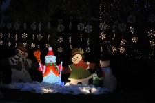 Lighted Snowmen Display