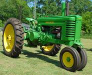 Old Green tractor
