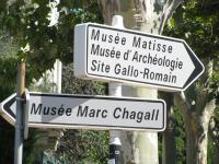 Signs von Museen, Nizza, Frankreich