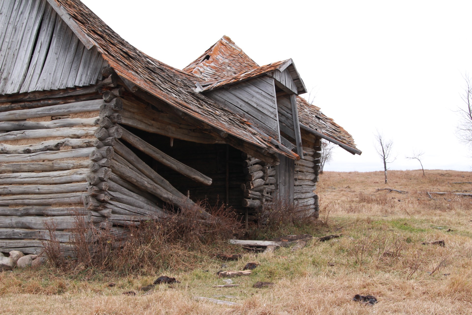Abandonat Farm House coadă de rândunică