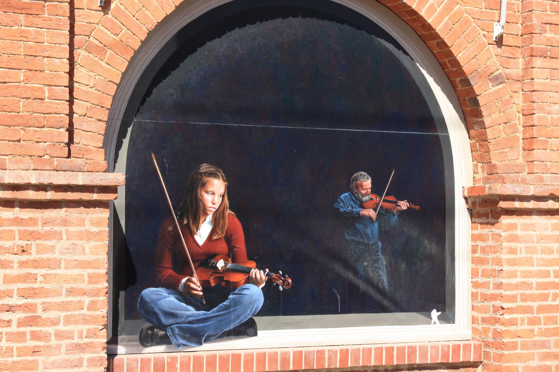 Strada Art: Fata cu vioara