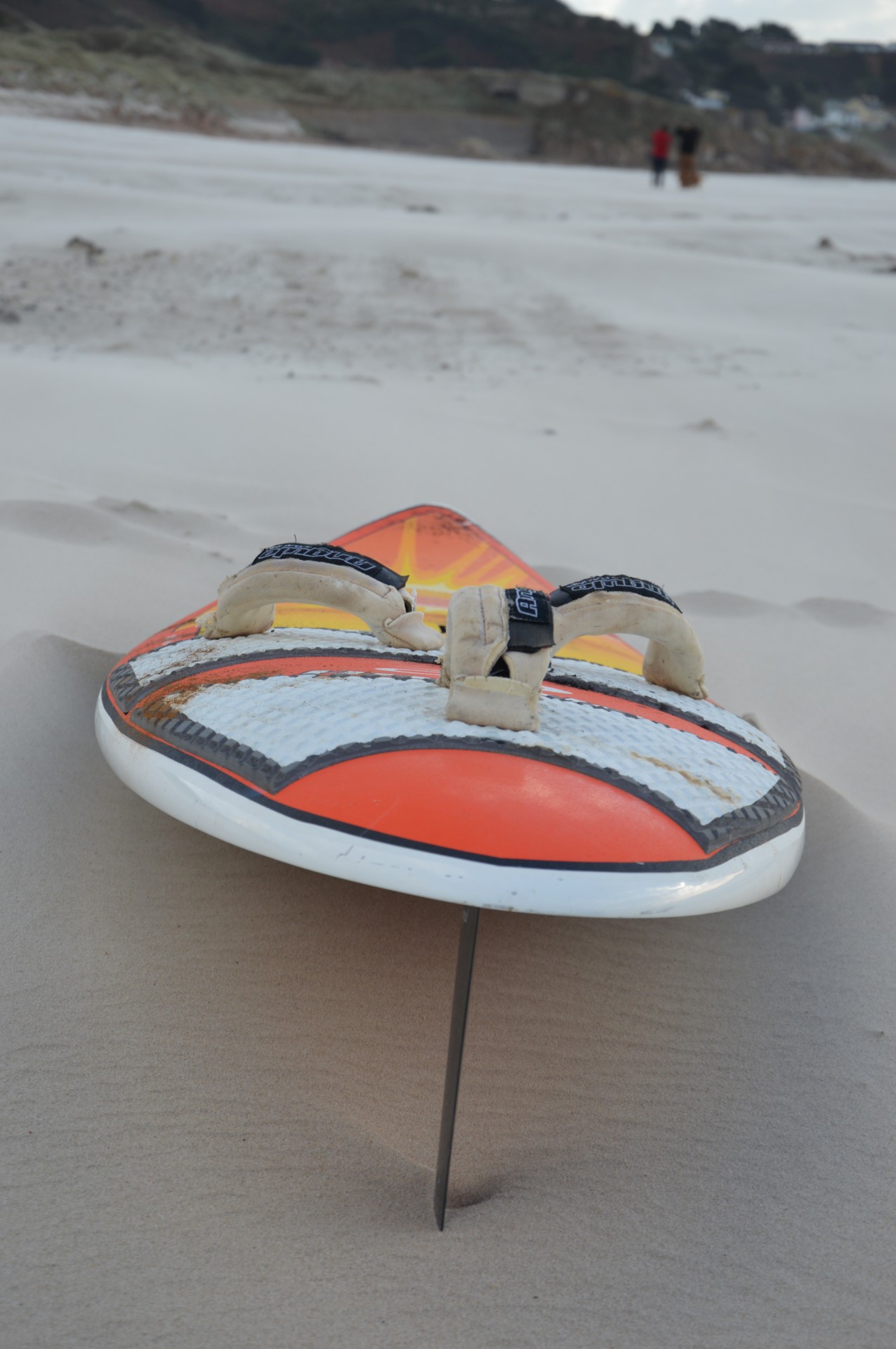 Placă de surf pe plaja