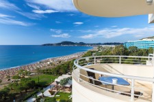 Hotel balkón s výhledem na moře