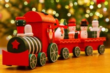 Treno di legno Natale