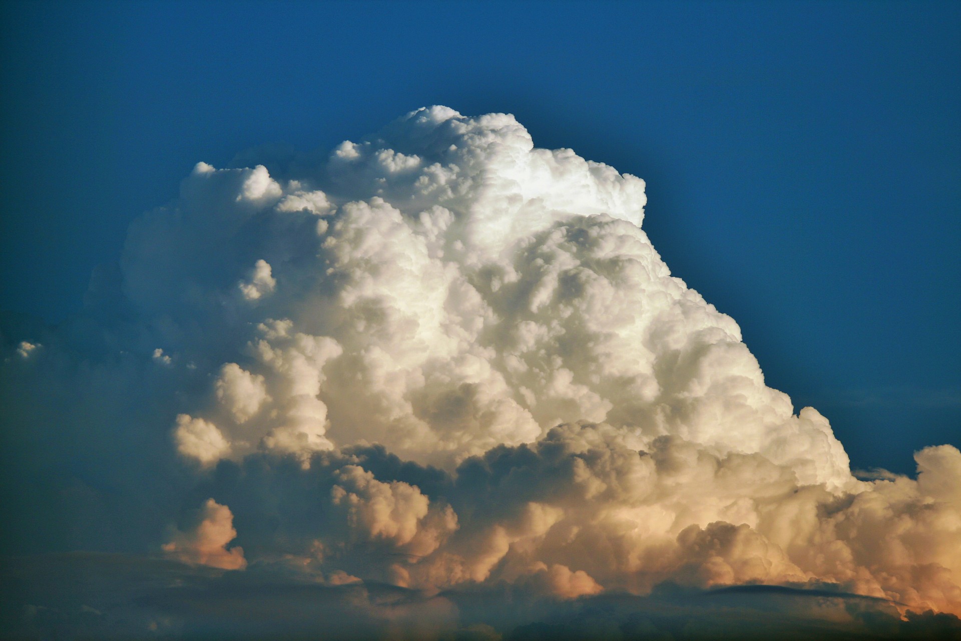 cumulus-cloud-free-stock-photo-public-domain-pictures