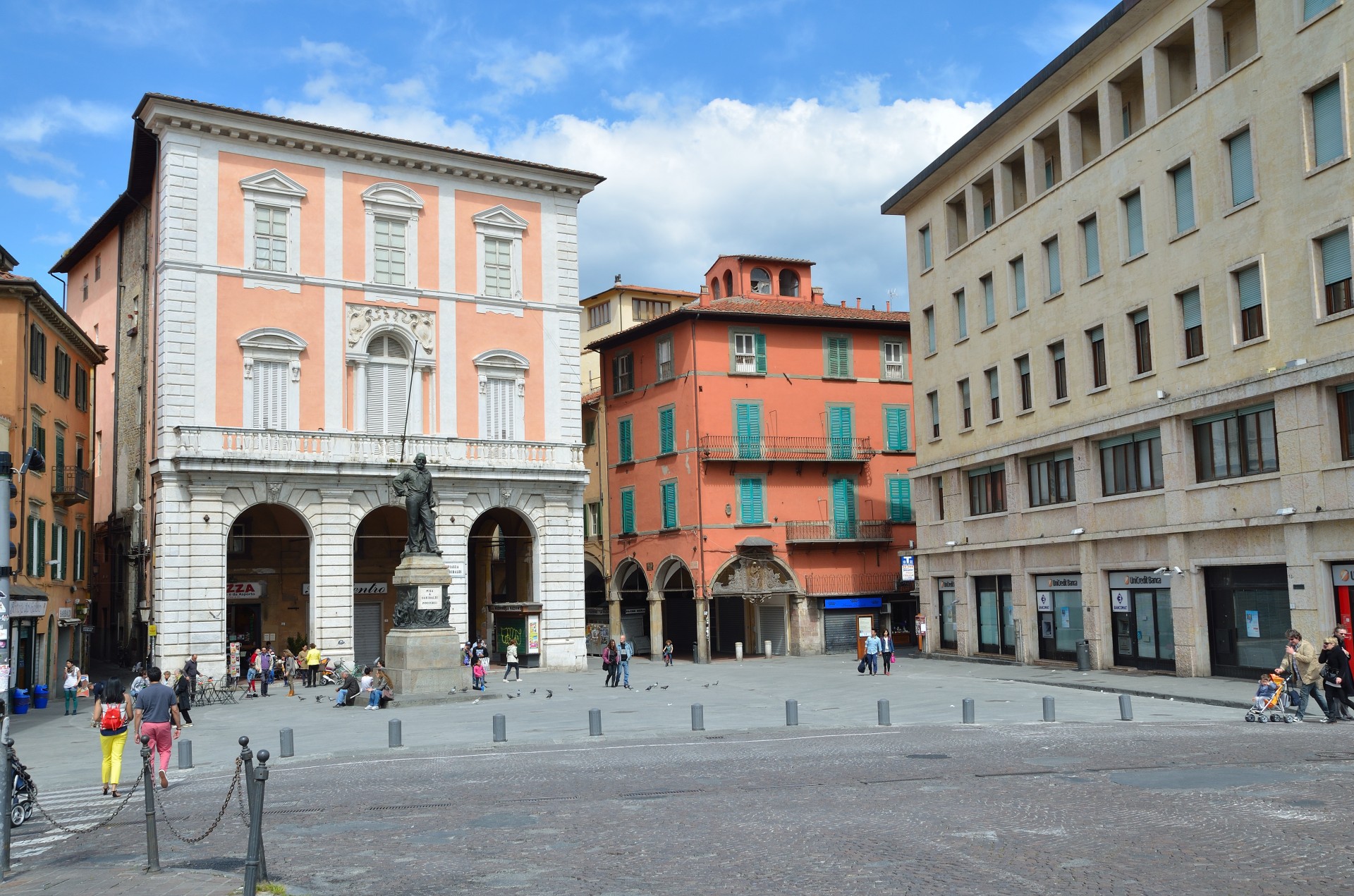 Piazza Garibaldi în Pisa